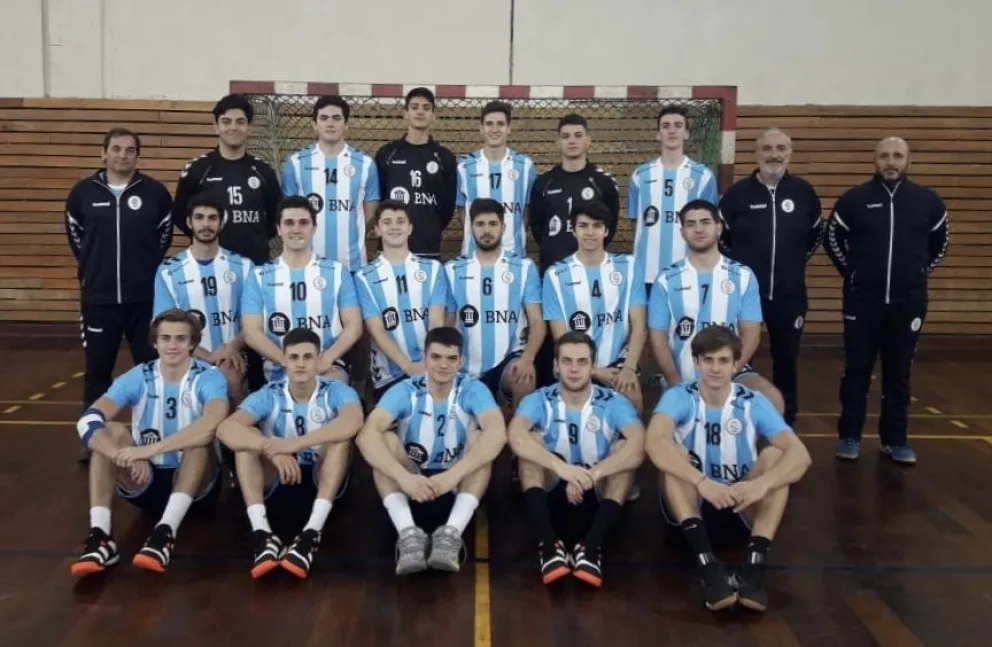 La selección de handball partió hacia el Mundial