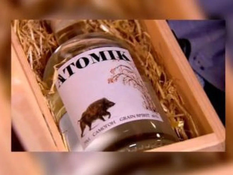 "ATOMIK", un vodka producido con granos de Chernobyl