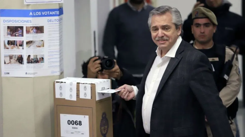 Alberto Fernández le gana a Mauricio Macri pero hay discusiones sobre la diferencia