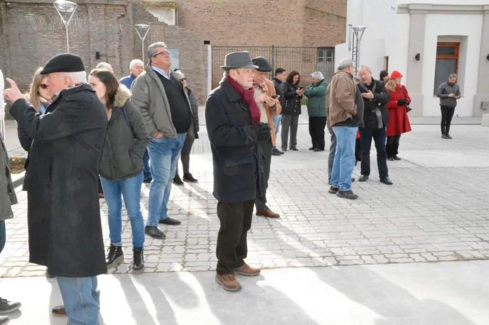 Quedó inaugurada la "Plaza Seca Misiones Salesianas"