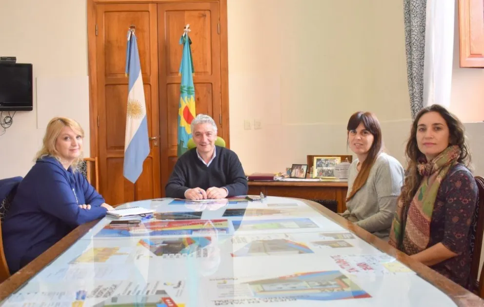 Reunión con referentes de Empleo en Patagones