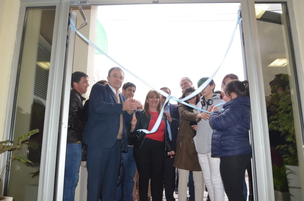 Inauguraron el edificio en donde funcionarán los bloques de la Legislatura