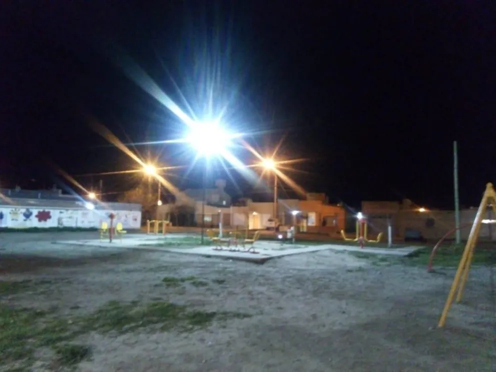 Habilitaron el alumbrado público LED en gimnasios al aire libre