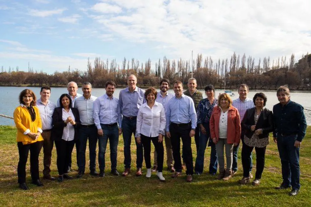 La gobernadora presentó a su equipo de trabajo