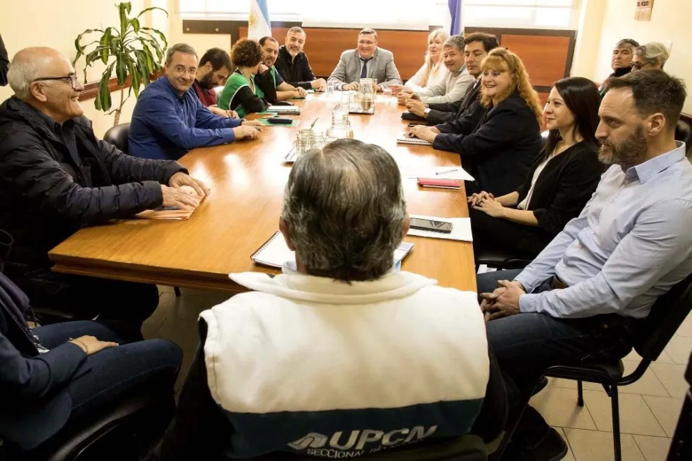 CCT: UPCN explicó por qué se retiró de la mesa