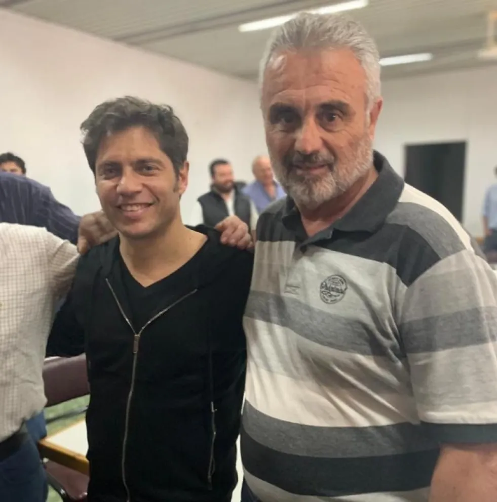 Curetti acompañó a Kicillof en su recorrida por la Sexta