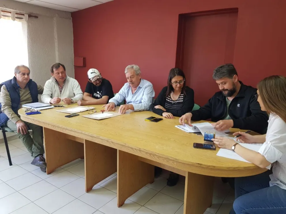 Más obras para el Álvarez Guerrero: ahora cordón cuneta