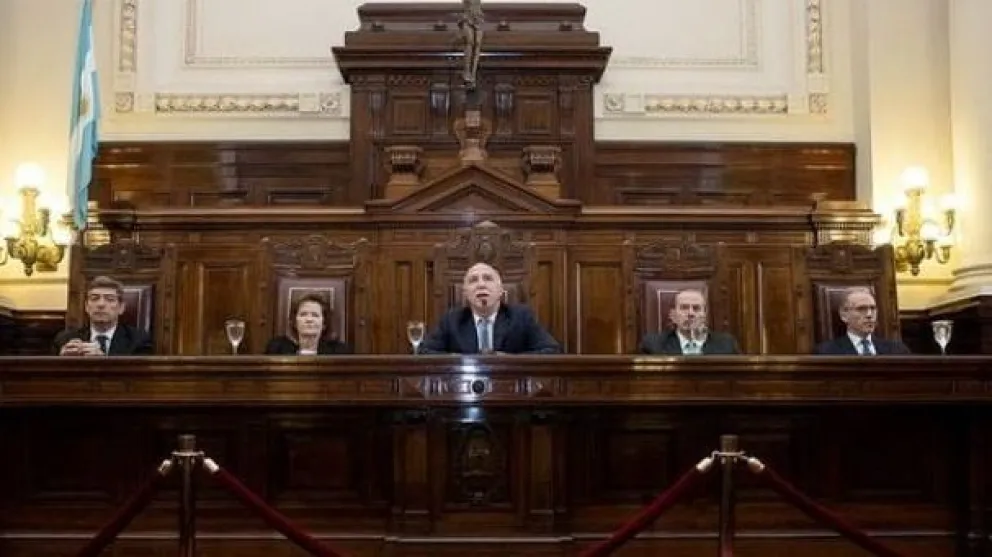 IVA y Ganancias: la Corte falló a favor de las provincias
