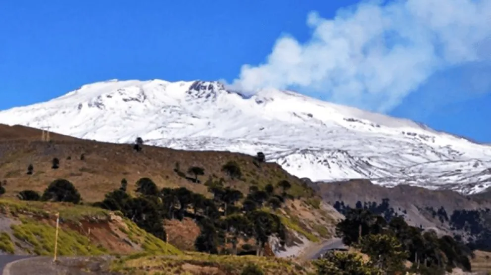 Alerta naranja por actividad en el Volcán Copahue
