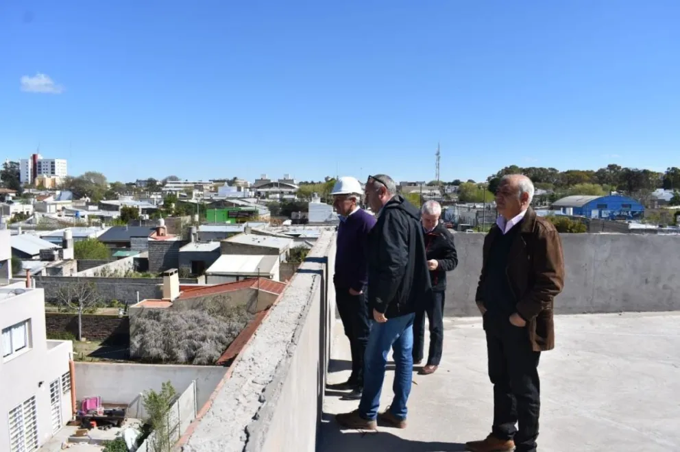 “Es nuestro objetivo empezar y terminar las obras”
