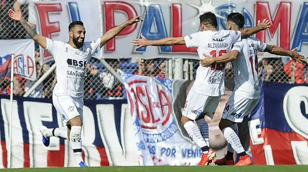 San Lorenzo fue goleado en su cancha