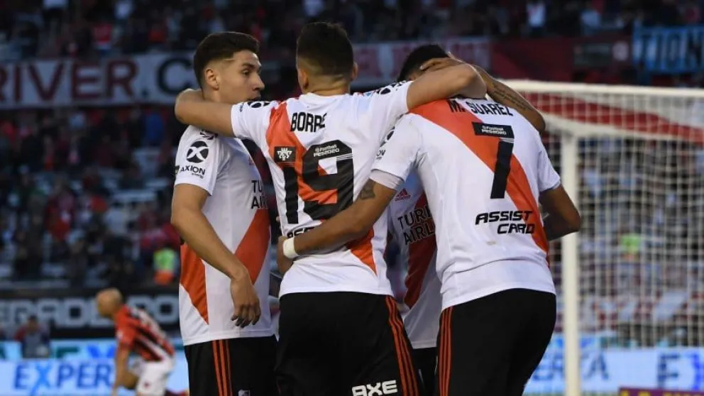 Le alcanzó con una ráfaga
