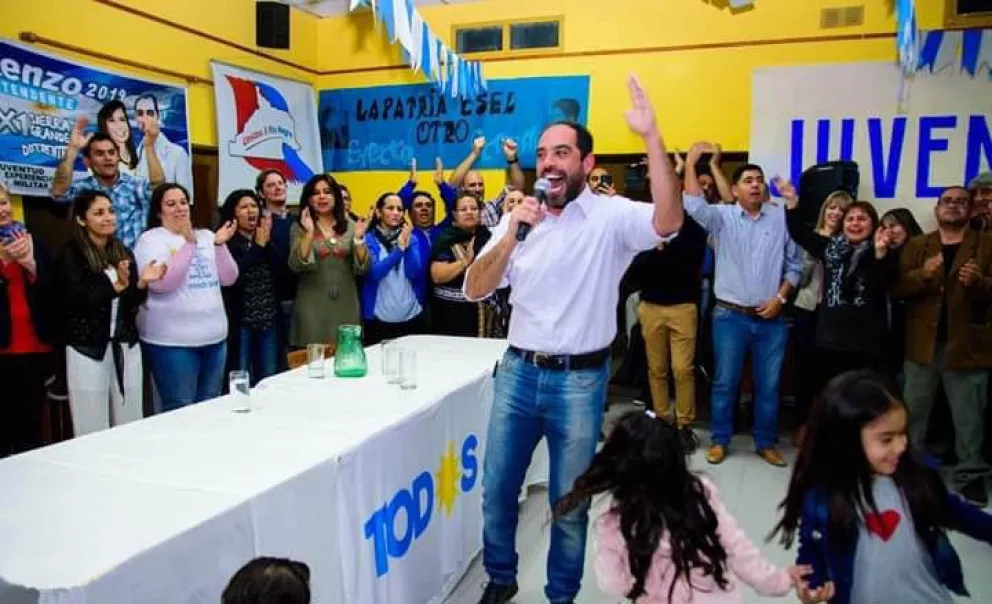 Renzo Tamburrini: "La gente de Sierra Grande tiene hambre"