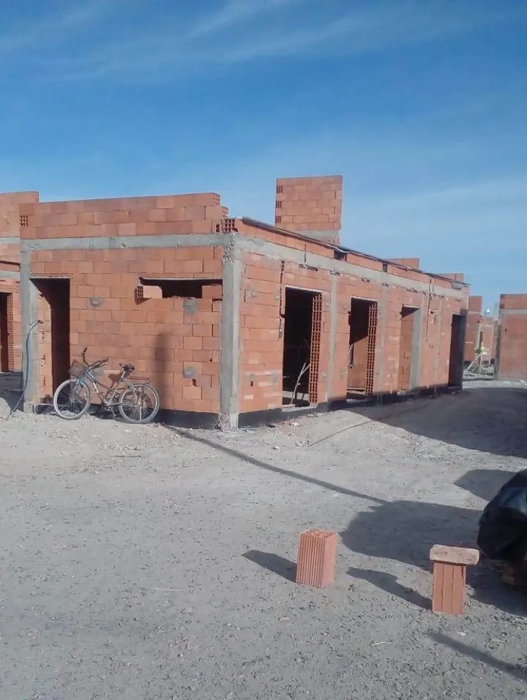 Nueva paralización de la obra 53 Viviendas