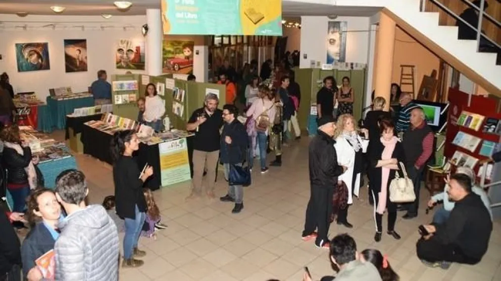 Se viene 10º Feria Municipal del Libro: ¿Hoy es mañana?