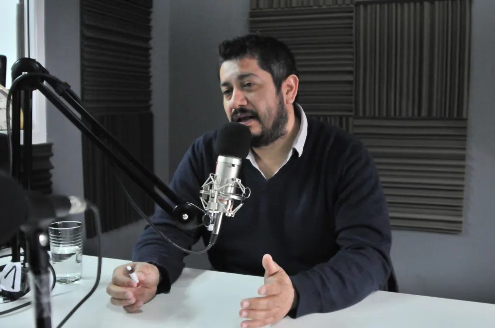 Ruiz dijo que seguirá el camino de Rousiot en el Concejo