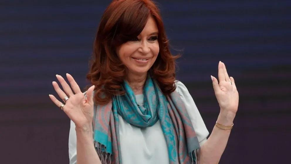 Cristina regresó de Cuba y retomará su agenda de campaña