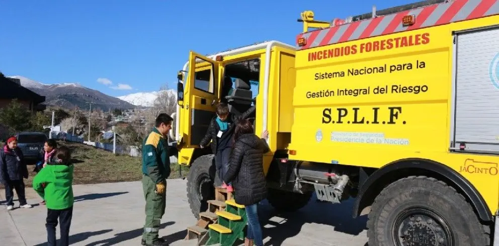 Niños participan de talleres para cuidar el entorno natural