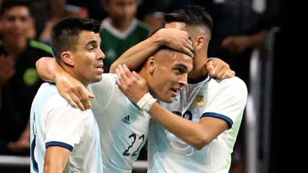 Alario y Martínez, la delantera contra Ecuador