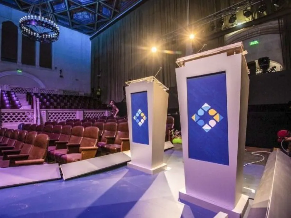 Esta noche se medirán los candidatos presidenciales en debate