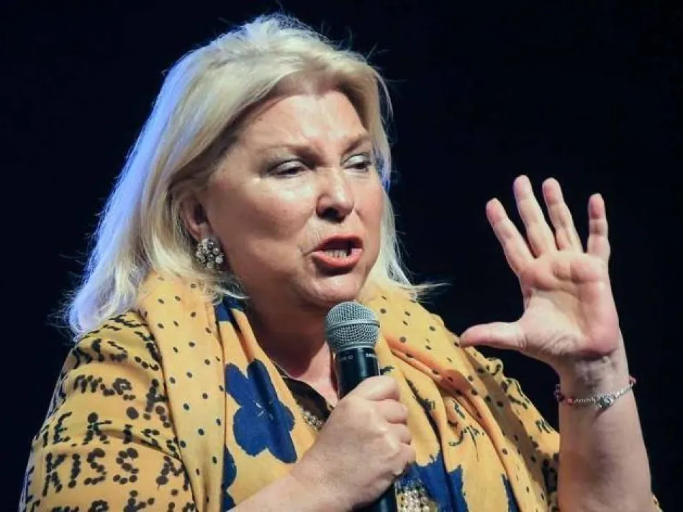 Elisa Carrió: "Si Dios no me hacía gorda iba a ser puta"
