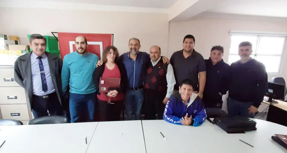 Acuerdo de cooperación entre la UNRN y clubes locales