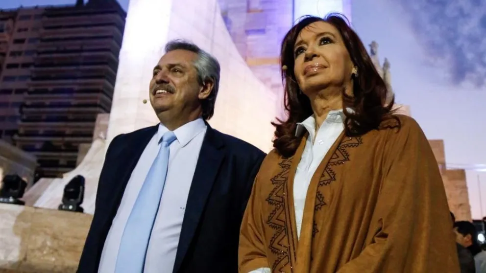 Fernández y Cristina Kirchner en el acto por el Día de la Lealtad