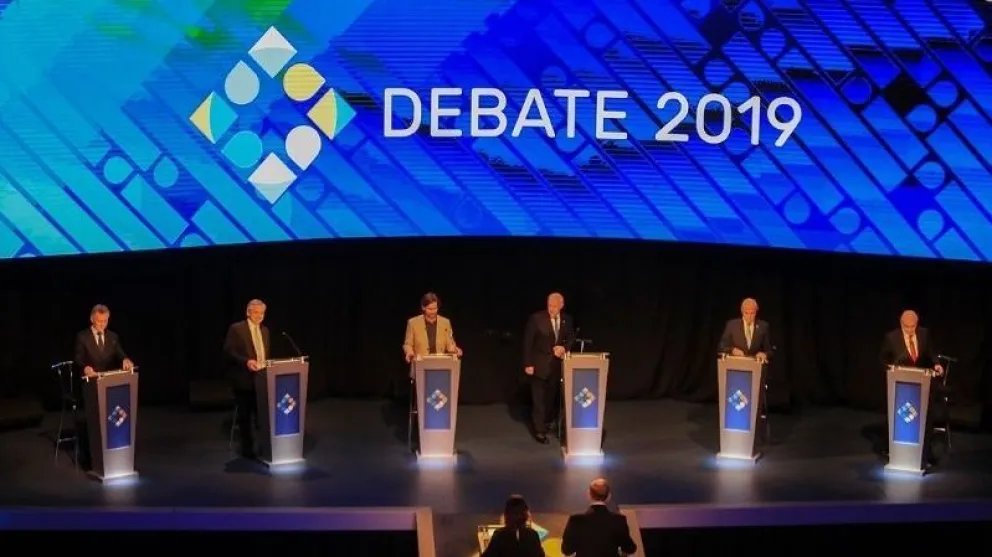 Acusaciones y promesas en el segundo debate presidencial