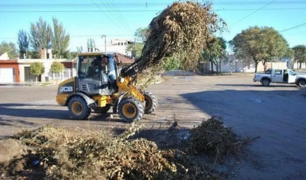 Continúa el operativo de limpieza en los barrios de Patagones
