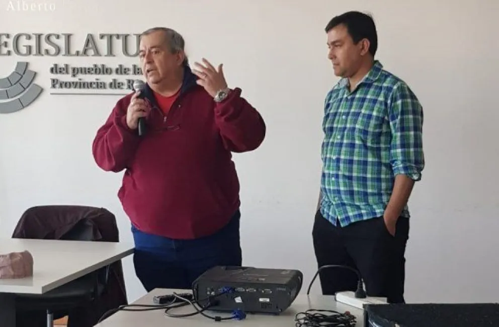 Medicamentos: Gatica de APEL, valoró el nuevo sistema del IPROSS