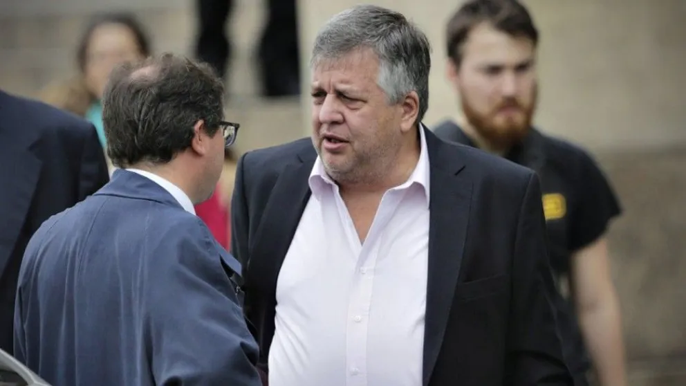 Aparecieron los cuadernos "quemados" de Centeno