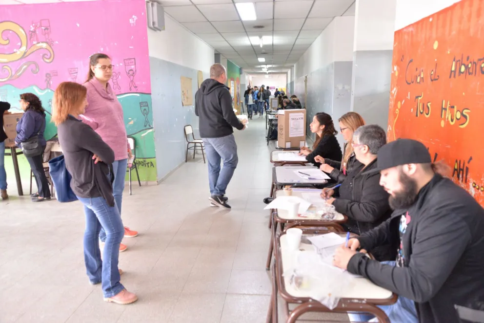 Sin viedmenses en cargos, cerca de 52 mil personas pueden votar