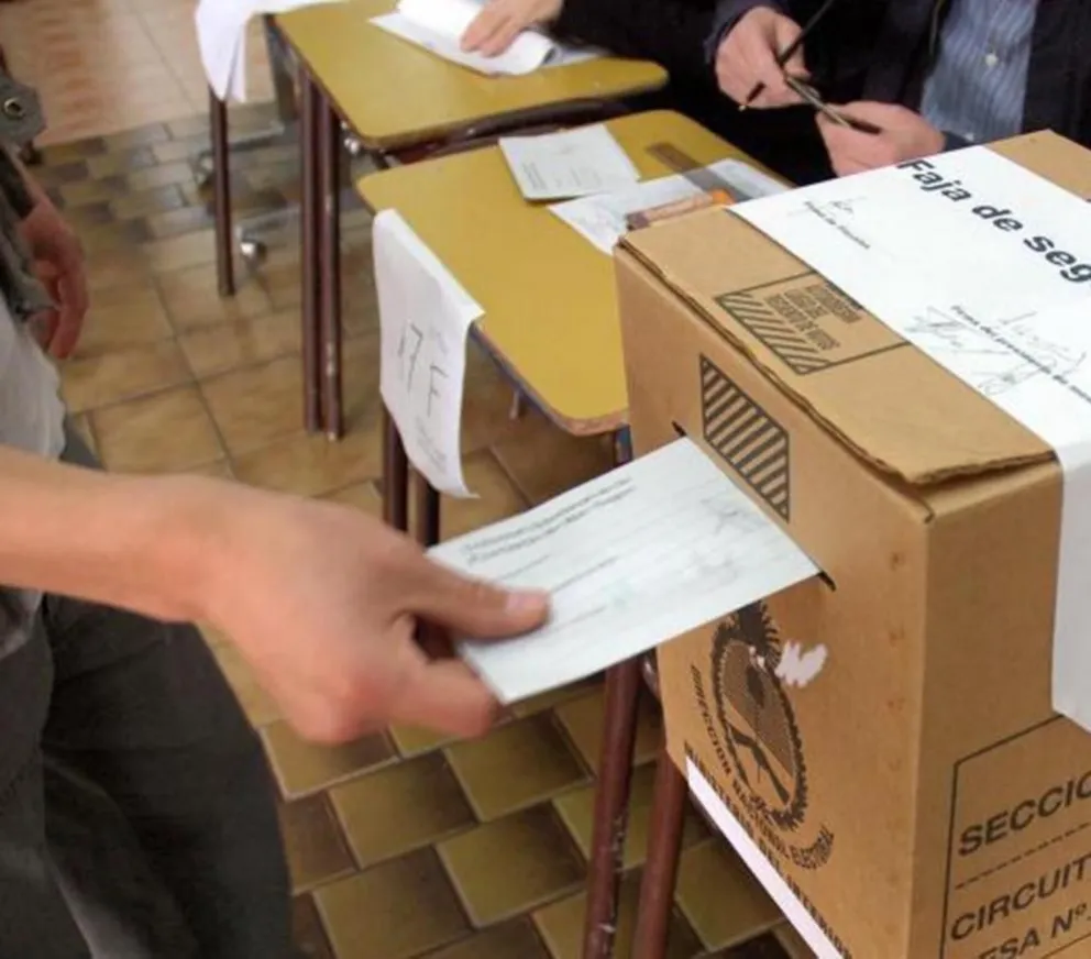 Río Negro elige sus representantes para el Congreso
