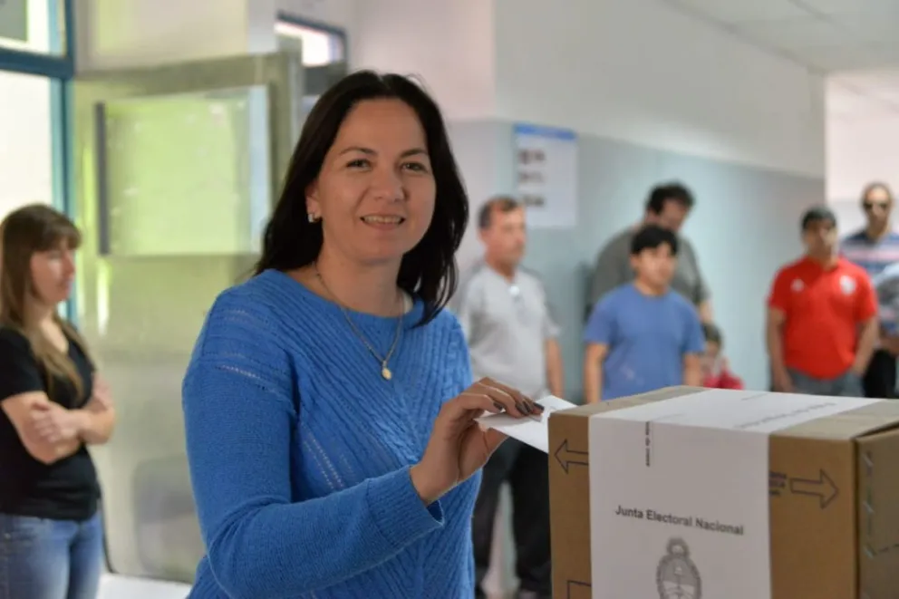 Evelyn Rousiot ejerció su voto
