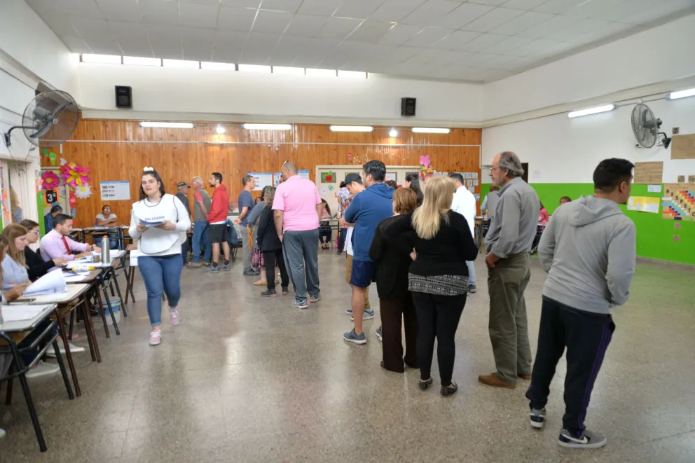 Fue muy amplia la participación electoral en Viedma