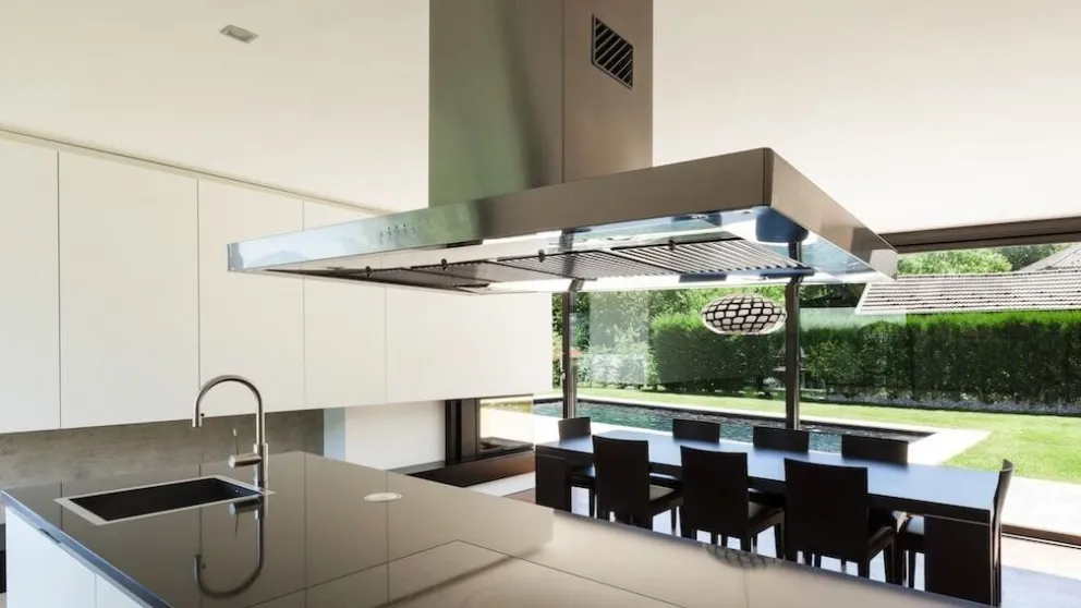 Extractor de aire para la cocina: cómo elegir el más adecuado