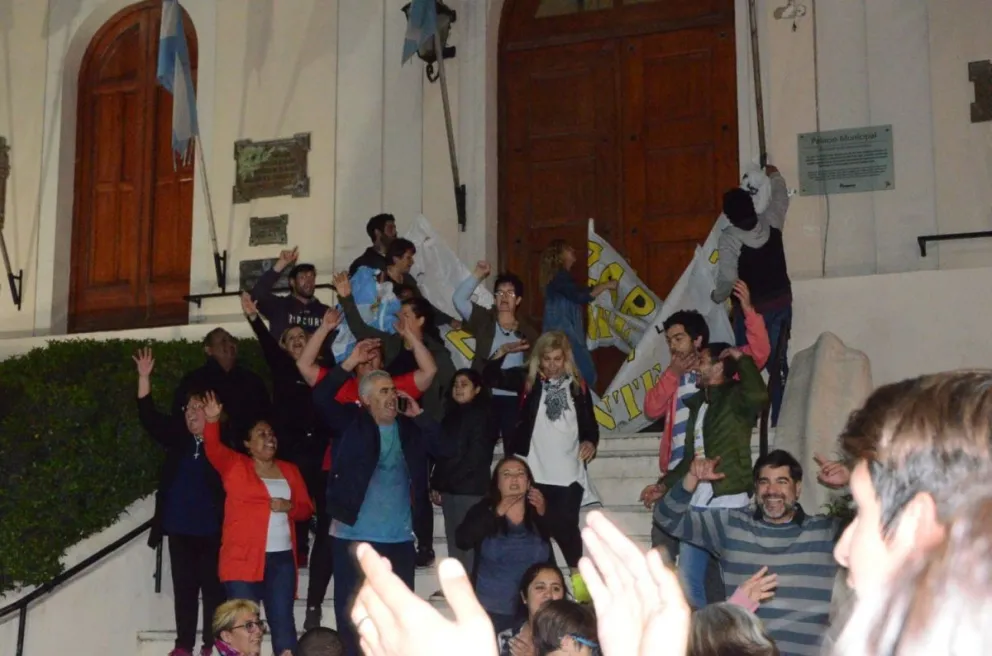 Las fotos de los festejos de Zara en Patagones