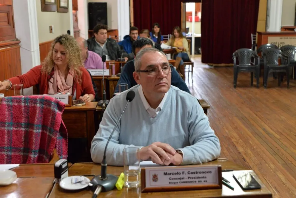 Castronovo y su continuidad en la Presidencia de bloque