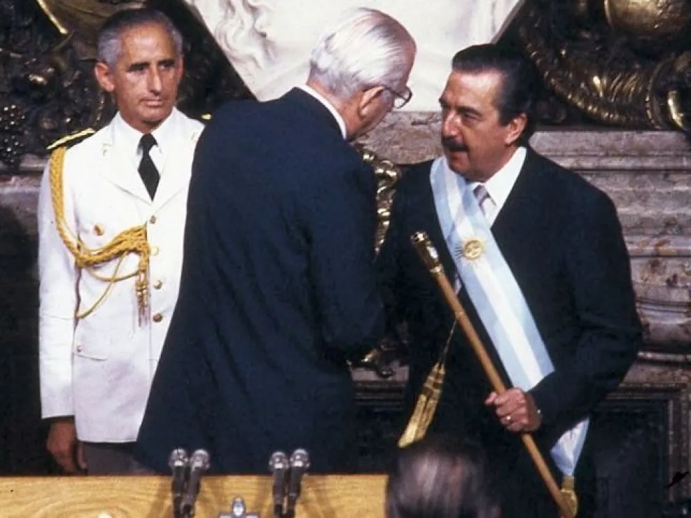 A 36 años de la vuelta de la democracia de la mano de Alfonsín