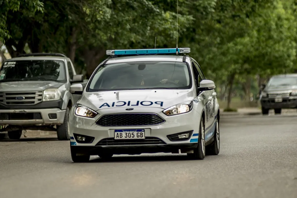 Detenidos por robos y daños contra un móvil policial