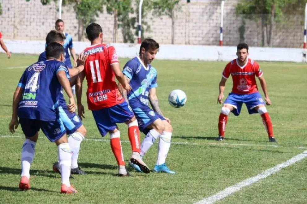 Sol de Mayo fue goleado por Sportivo Peñarol