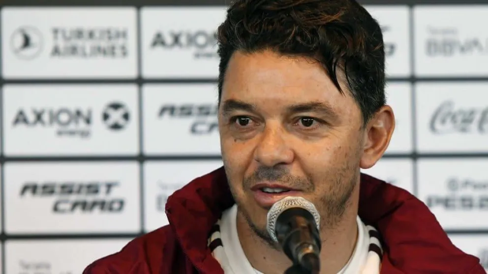 Gallardo le respondió a Riquelme