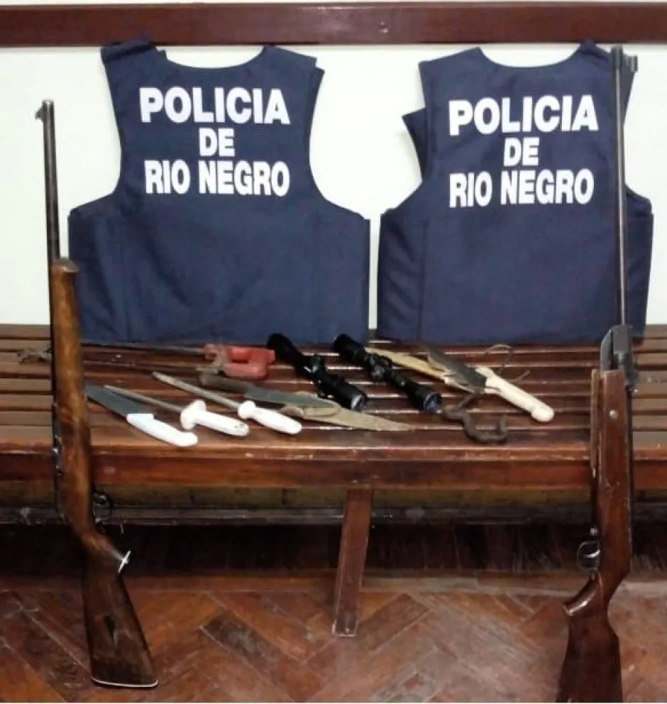 Allanaron un comercio y dos casas en San Javier por cuatrerismo