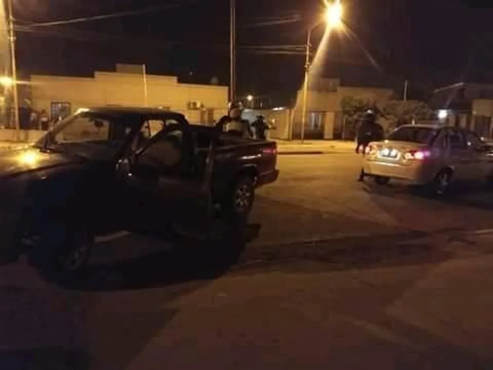 Choque en calle 30: un accidentado estaba armado y alcoholizado