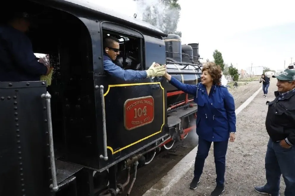 Se inauguró una nueva temporada de La Trochita