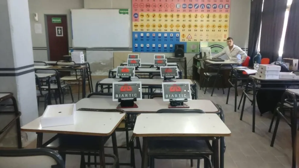Otorgan nuevos equipos para las pruebas de Licencias de Conducir