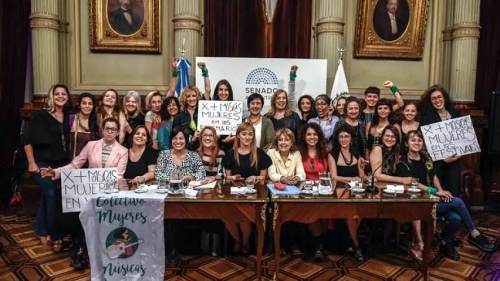Se aprobó la Ley de Cupo Femenino en los escenarios