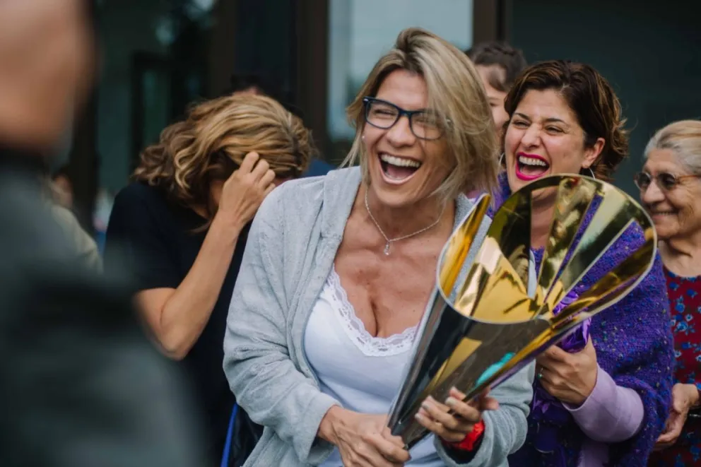 Emotivo recibimiento para Gladys Castaños