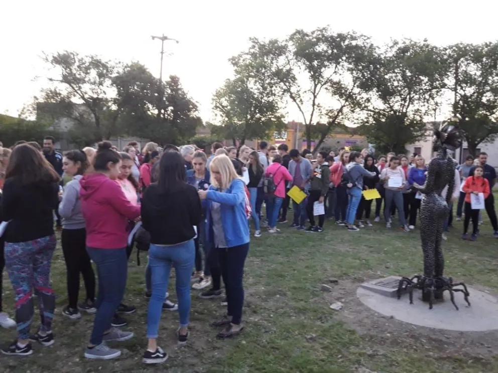 Gran marcha contra la violencia de género en Villalonga