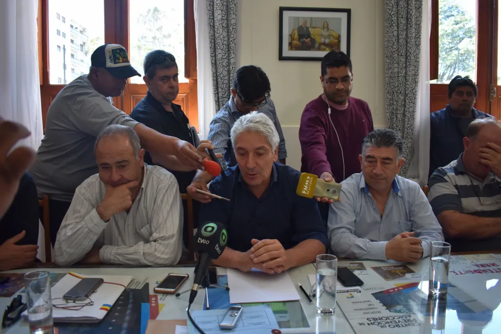 Se licitó la finalización de las 77 Viviendas